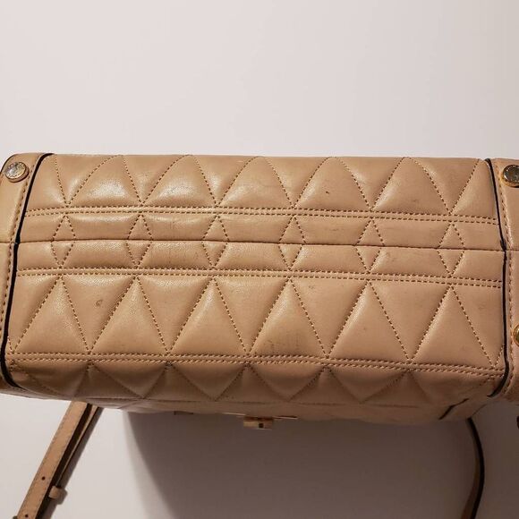 Michael Kors Biege Vivianne Patent Messenger Bag - Picture 6 of 14